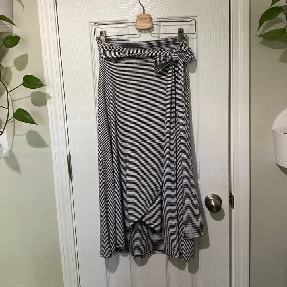 ✨BOGO Striped GAP Wrap Skirt